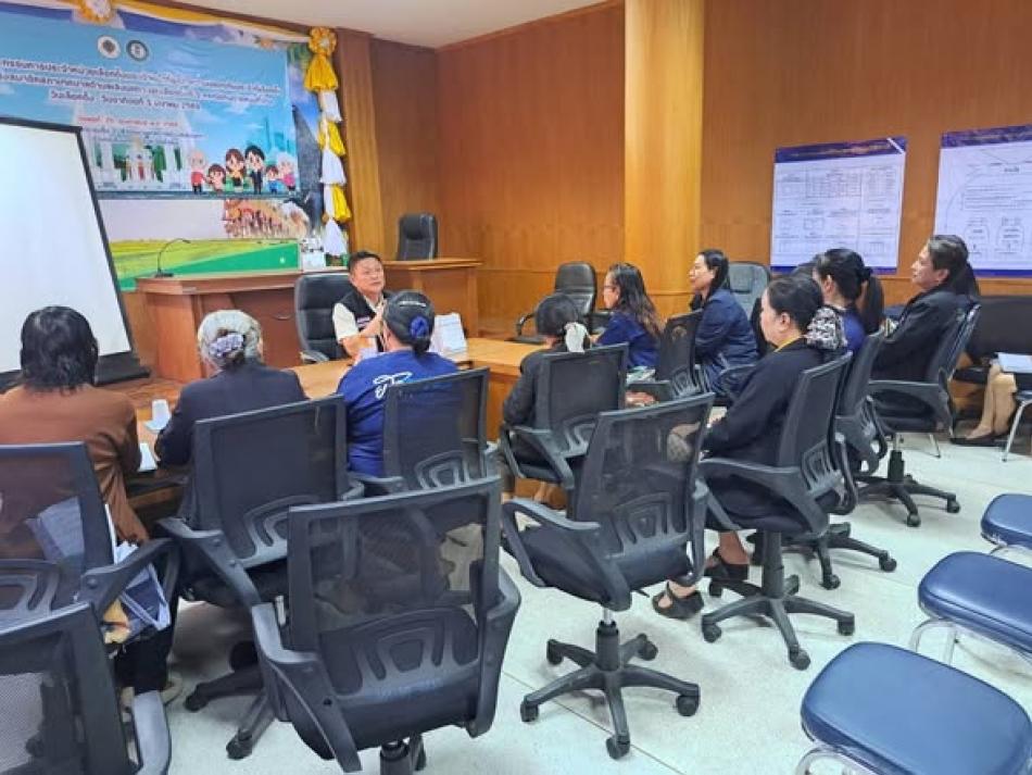 วันอังคารที่ 24 กุมภาพันธ์ 2569  เวลา 10.00 น.      นายอิทธิชัยยะ จึงจิรโรจน์ นายกเทศมนตรีตำบลเลิงนกทา เป็นประธานการประชุมหารือการจัดงานประเพณีบุญผะเหวดและประเพณีอื่นๆ ประจำปี พ.ศ.2569 ซึ่งเป็นประเพณีที่จัดสืบทอดต่อเนื่องเป็นประจำทุกปี เพื่อรักษาไว้ซึ่งขนบธรรมเนียม วัฒนธรรม อันดีงามให้คงอยู่สืบไป      โดยมี ปลัดเทศบาลฯ รองปลัดเทศบาลฯ  คณะผู้บริหารเทศบาลตำบลเลิงนกทา ประธานสภาเทศบาล สมาชิกสภาเทศบาลฯ ข้าราชการ ผู้ใหญบ้านหมู่ที่ 1,2,13 และประธานชุมชน เข้าร่วมการประชุมในครั้งนี้        ????ณ ห้องประชุมสภาเทศบาลตำบลเลิงนกทา ( ชั้น 2 ) เทศบาลตำบลเลิงนกทา อำเภอเลิงนกทา จังหวัดยโสธร